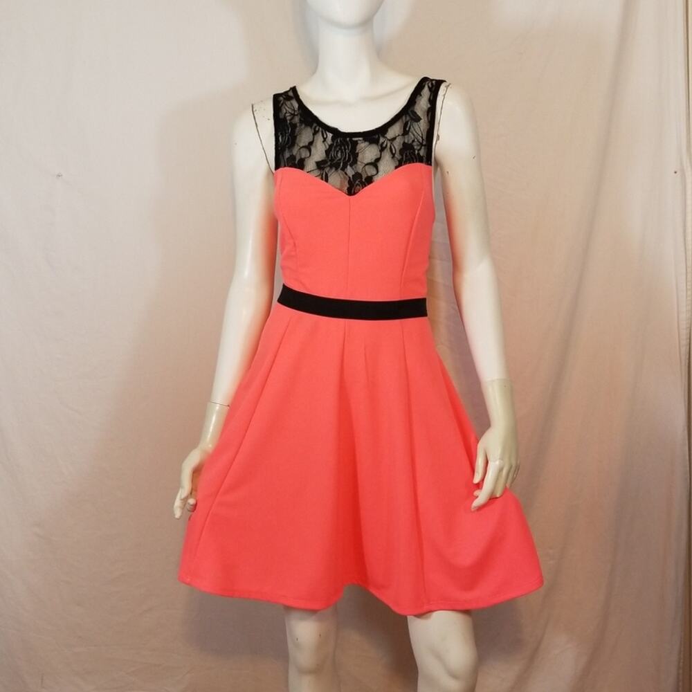 Material Girl hot pink ebony lace flirty dress XL